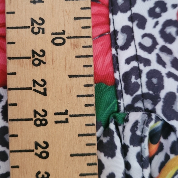 Franks Australia Broadbeach Swim Trunks Size L - Picture 15 of 16